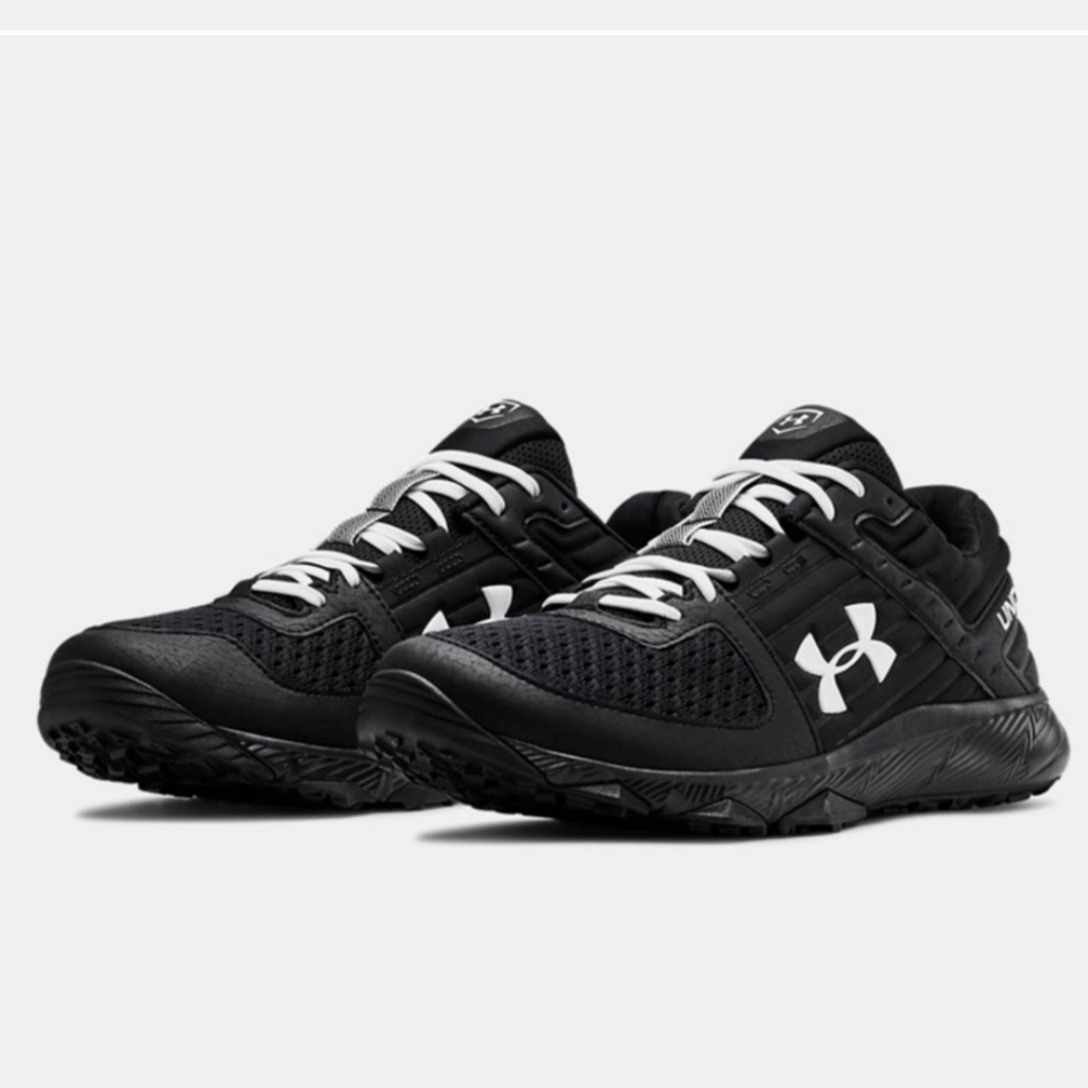 Under Armour Youth 6 Yard Trainer Turf Shoes (Womens 7.5)